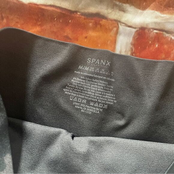 Spanx look at me now leggings in black Camo Sz m - Picture 2 of 5